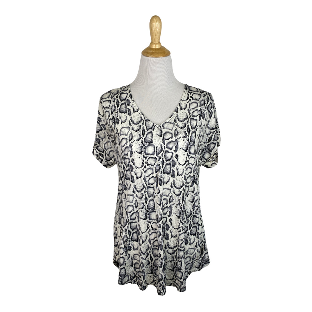 NEW Zenana Snake-Print V-Neck Top Size Small